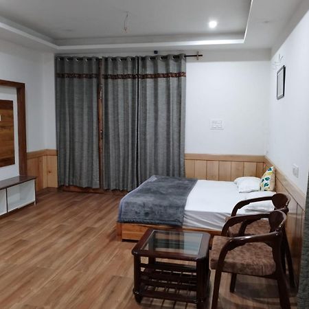 Mathan View Homestay - 3Min Drive To Kullu-Manali Airport Shamshi Dış mekan fotoğraf