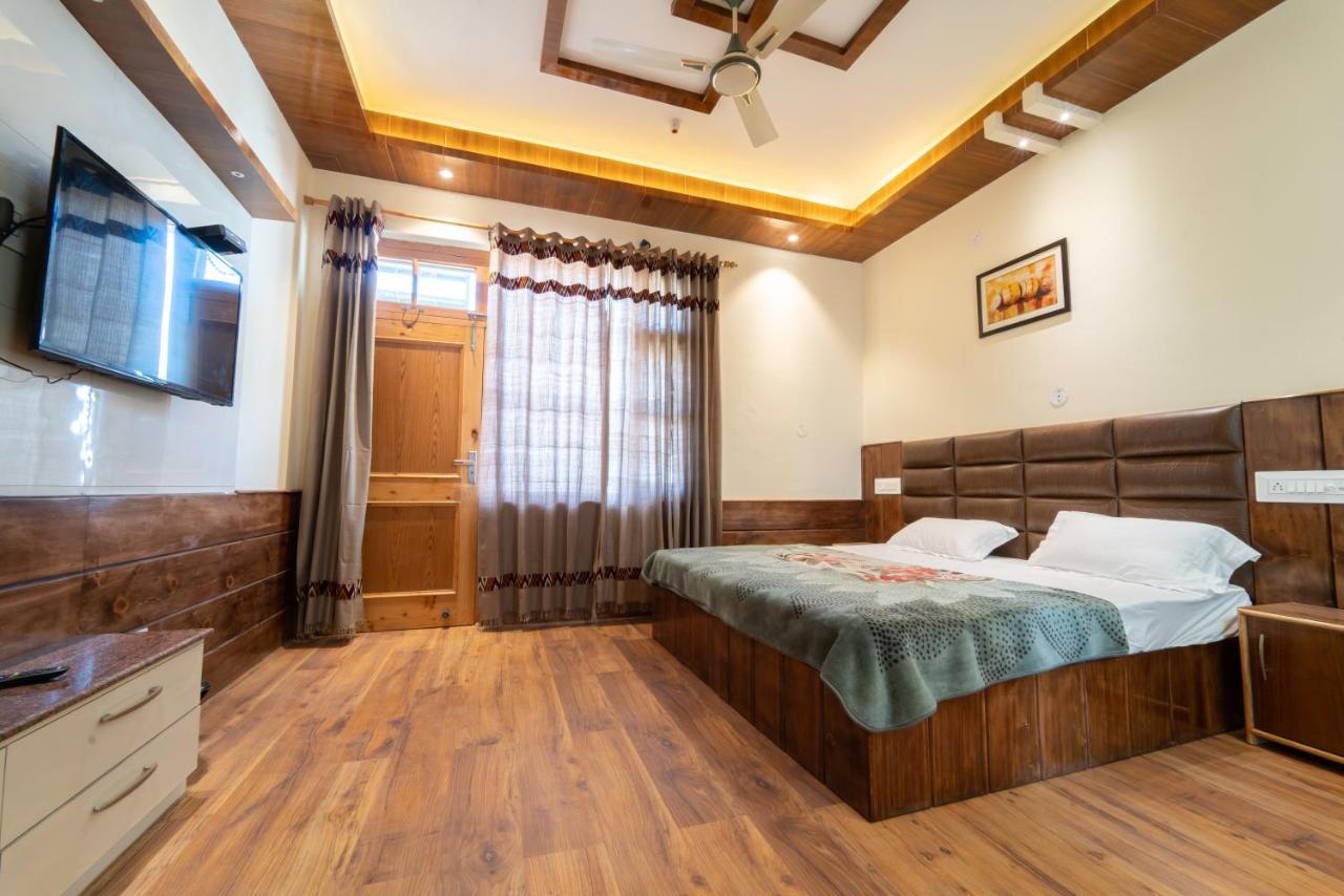 Mathan View Homestay - 3Min Drive To Kullu-Manali Airport Shamshi Dış mekan fotoğraf