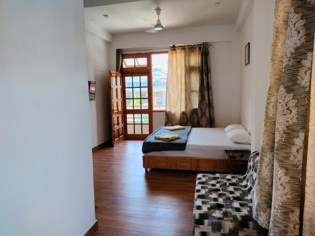 Mathan View Homestay - 3Min Drive To Kullu-Manali Airport Shamshi Dış mekan fotoğraf
